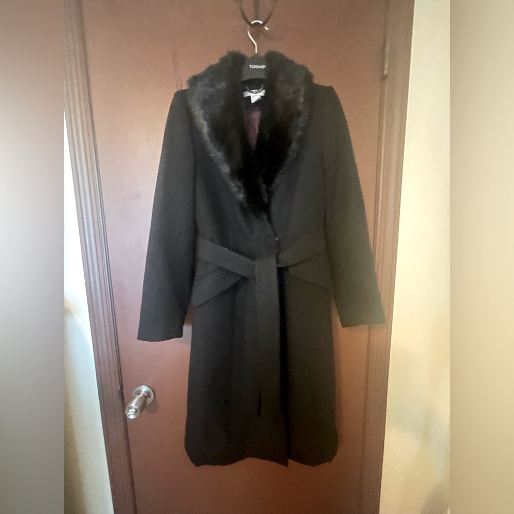 H&M coat with fur collar